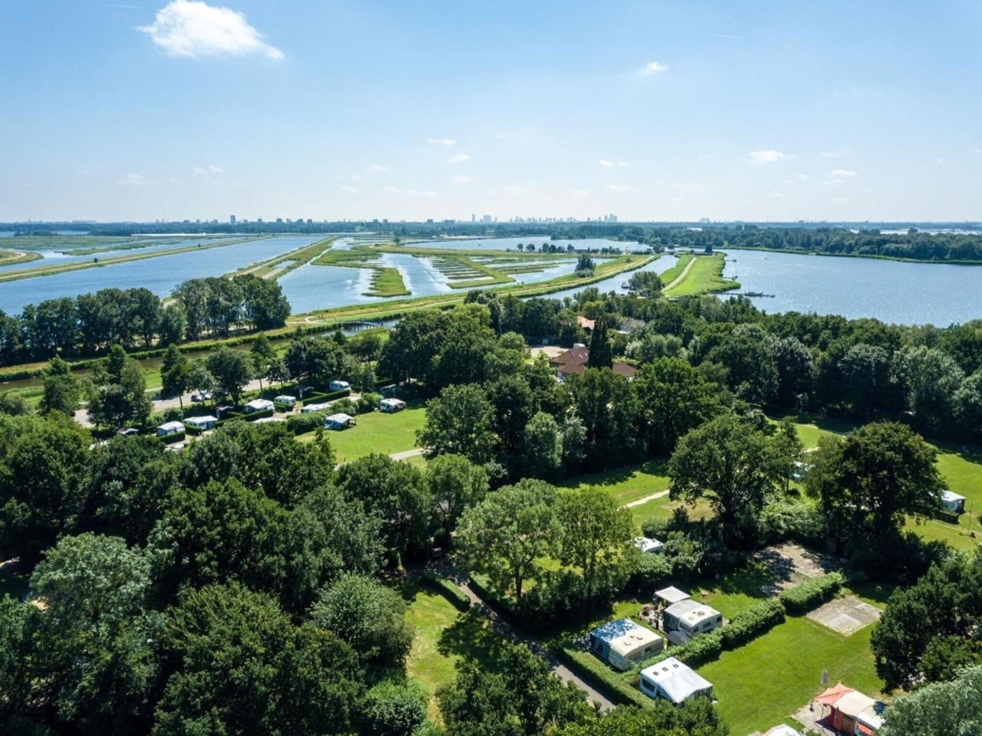 Nice Holiday Home With Garden Zevenhuizen  Экстерьер фото