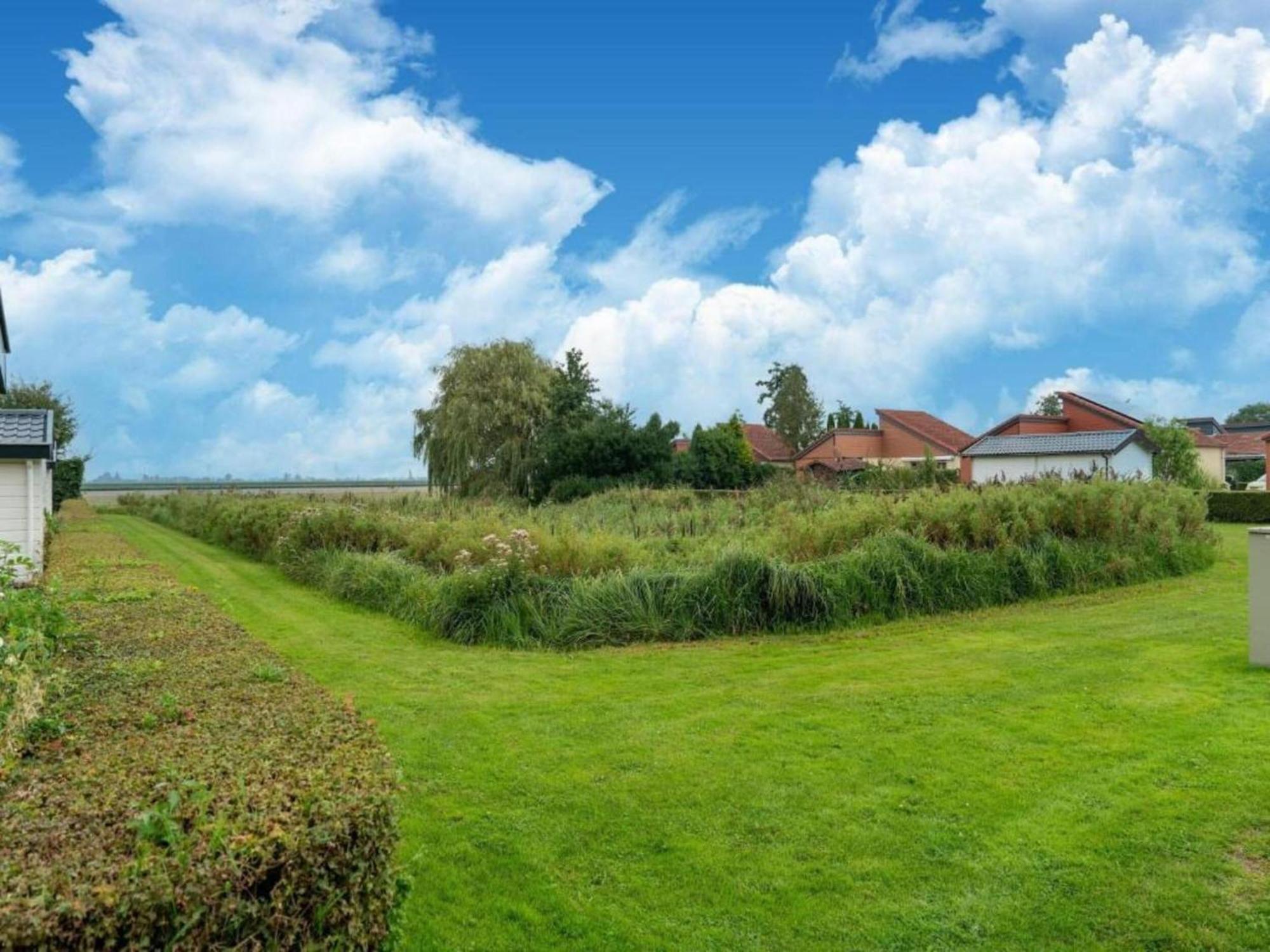 Nice Holiday Home With Garden Zevenhuizen  Экстерьер фото